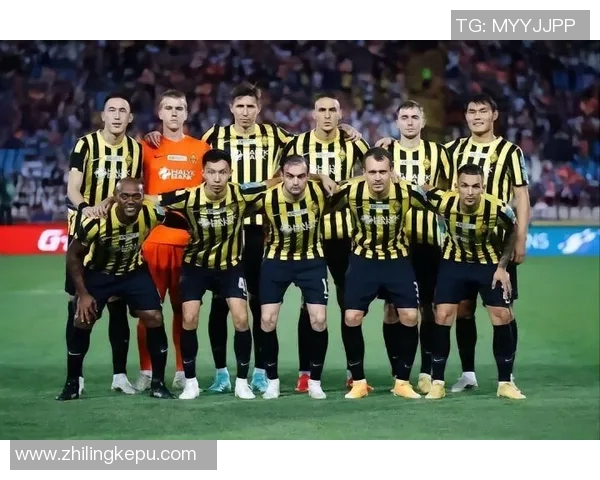 足球明星法尔科精彩瞬间集锦及其职业生涯回顾图片展示